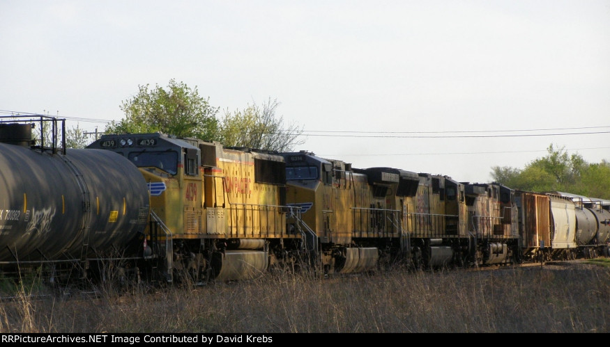 Four mid-train helpers